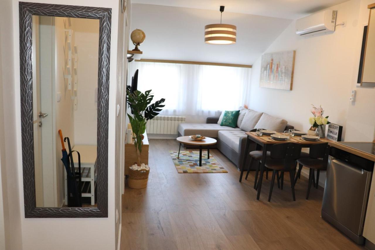 Apartman Mila 21 Belgrado Esterno foto