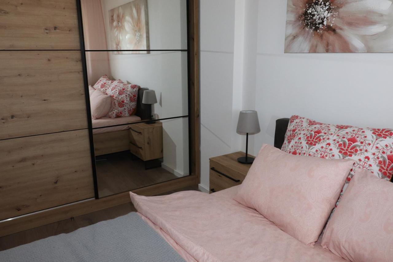 Apartman Mila 21 Belgrado Esterno foto